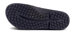Oofos Unisex OOahh Sport Flex Sandal -Run Gear Shop 1550BLKMATTE shot7 932x680 2cc362ae de09 4a73 bbbc 53988f1470ed