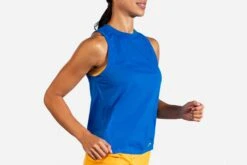 Brooks Women's Distance Tank (221473) -Run Gear Shop 221473 480 MV Distance Tank