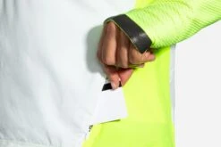 Brooks Women's Carbonite Vest - Icy Grey/Black/Nightlife (221498030) 14 Brooks Women's Carbonite Vest - Icy Grey/Black/Nightlife (221498030) -Run Gear Shop 221498 030 D2 Carbonite Vest