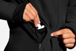 Brooks Women's Fusion Hybrid Jacket (221499) -Run Gear Shop 221499 001 D5 Fusion Hybrid Jacket