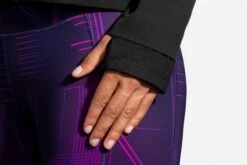 Brooks Women's Fusion Hybrid Jacket (221499) -Run Gear Shop 221499 001 D6 Fusion Hybrid Jacket