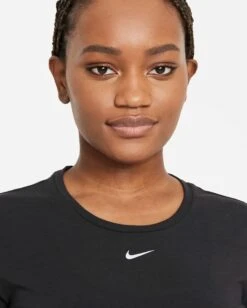 Women's Nike Dri Fit One Luxe Short Sleeve - Black (DD0618-010) 12 Women's Nike Dri Fit One Luxe Short Sleeve - Black (DD0618-010) -Run Gear Shop ONELUXE3