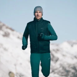CEP Men's Winter Run Vest - Black (W0165R) -Run Gear Shop W0165R LIFESTYLEIMAGE1 1800x1800 e6d77172 73a7 43e1 869b 3a0486acc27d