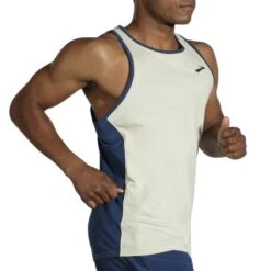 Brooks Men's Atmosphere Singlet -Run Gear Shop www brooksrunning com 211384 363 mb atmosphere singlet mens sleeveless running top 1
