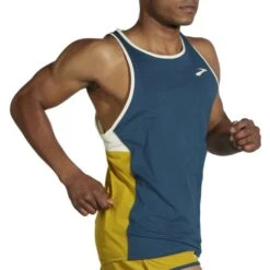 Brooks Men's Atmosphere Singlet -Run Gear Shop www brooksrunning com 211384 428 mv atmosphere singlet mens sleeveless running top 2